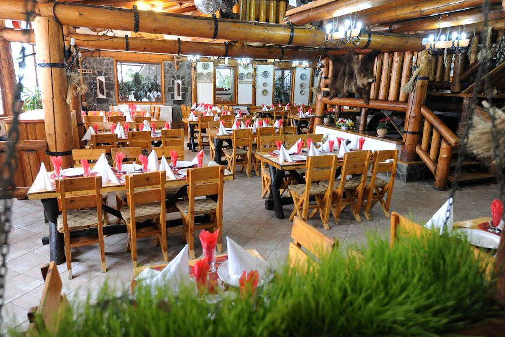 Hotel Gura Diham Buşteni Exterior foto